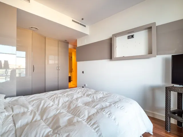 `PISO CON VISITAS PANORAMICAS — 18