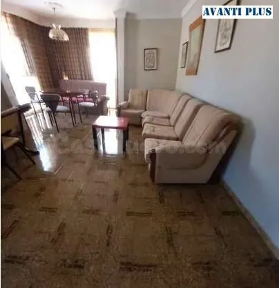 DISPONIBLE DOS habitaciones IDEAL PARA CHICAS ESTUDIANTES
