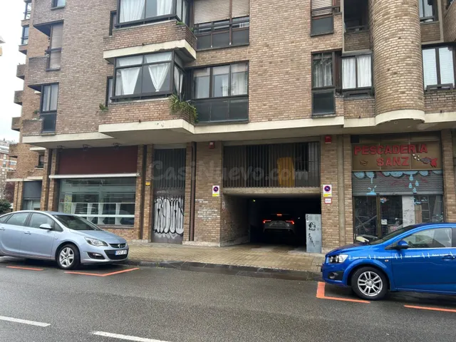 2 plazas de Garaje en Sancho el Fuerte - foto 2
