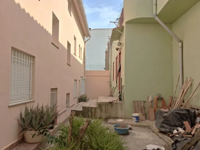 Amplia vivienda con gran garaje, patio y excelente luminosidad — 13