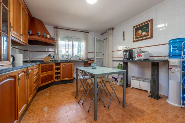 GRAN VIVIENDA UNIFAMILIAR ADOSADA EN OGIJARES — 19