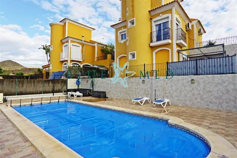 FANTÁSTICA VILLA DE ESTILO GRAN ANTOJO EN MAZARRÓN COUNTRY CLUB