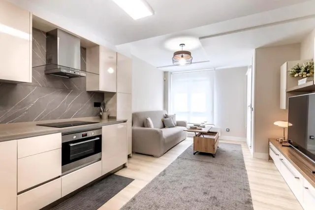 Se alquila Precioso Apartamento con Garaje directo en Zona L - foto 3
