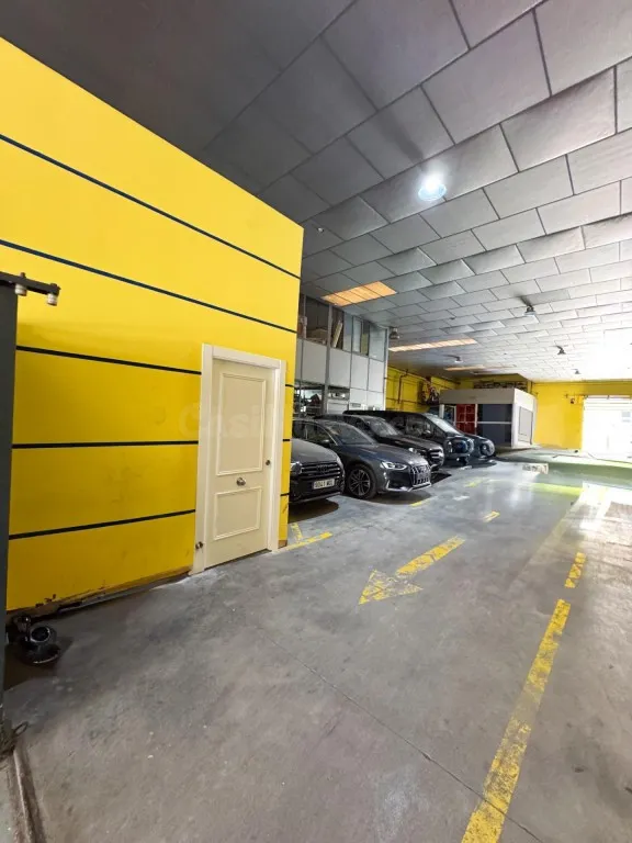Se alquila en EXCLUSIVA nave rent a car en funcionamiento con taller, lavadero automático y plazas de garaje — Junto al Aeropuerto de Málaga — 5