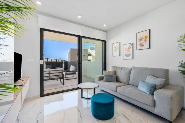 Apartamento en Orihuela Costa – ¡A solo minutos de la playa! - foto 2