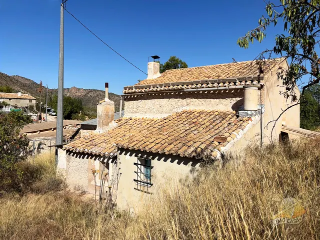 Auténtica casa para renovar en Ricote — 9