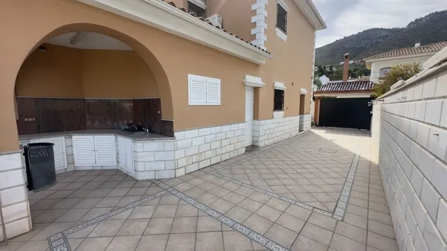 Chalet 8 habitaciones 700m² en venta - Centro — 49