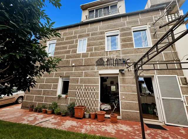 Casa 10 habitaciones 283m² en venta - Centro Urbano — 8