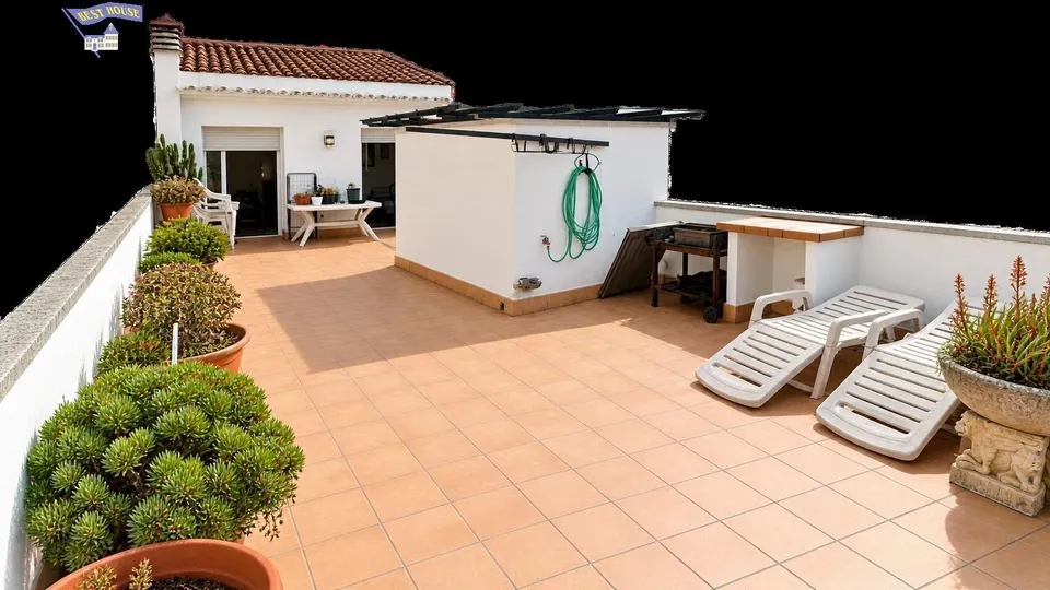 En exclusiva!!! casa ideal para 2 familias en rubi!!!!
