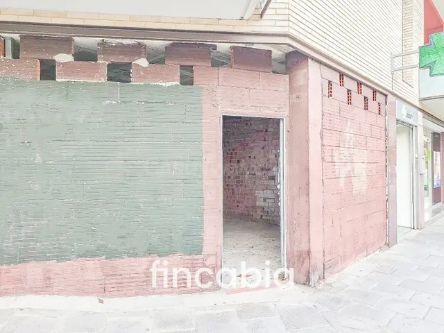 Local comercial en venta en Santa Coloma de Farners. — 4