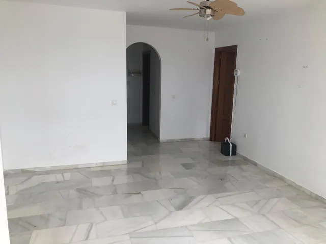 Piso en primera linea de playa en Torremolinos — 7