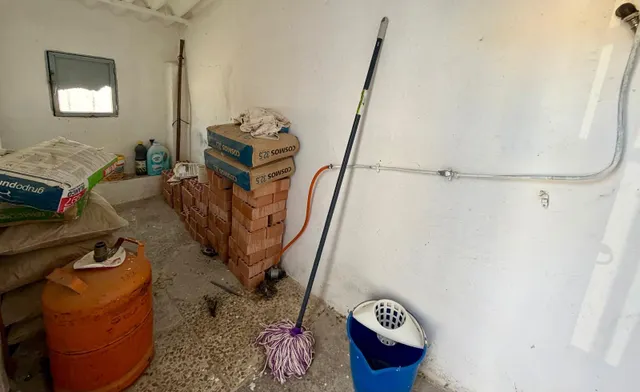 Casa de pueblo en pleno centro de La Joya con dos viviendas independientes y parcela de 500 m2 — 32