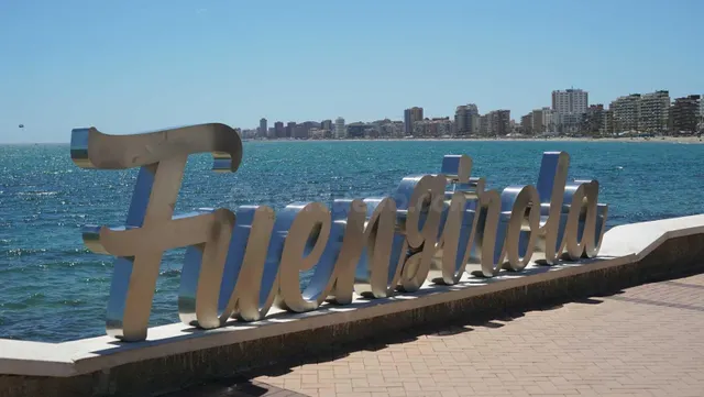 Venta de piso con dos dormitorios en Fuengirola, Málaga, Cos - foto 5