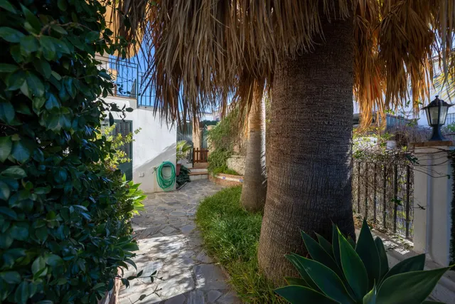 MAGNÍFICO CHALET EN URB. SUEÑOS DE CADIMA, ALHENDIN — 47