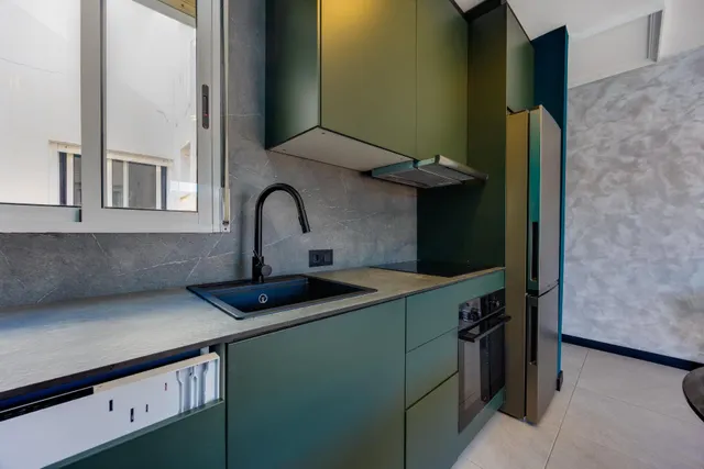 ☀️ ¡Tu nuevo hogar te espera! Piso reformado y luminoso con piscina comunitaria en una ubicación céntrica — 2
