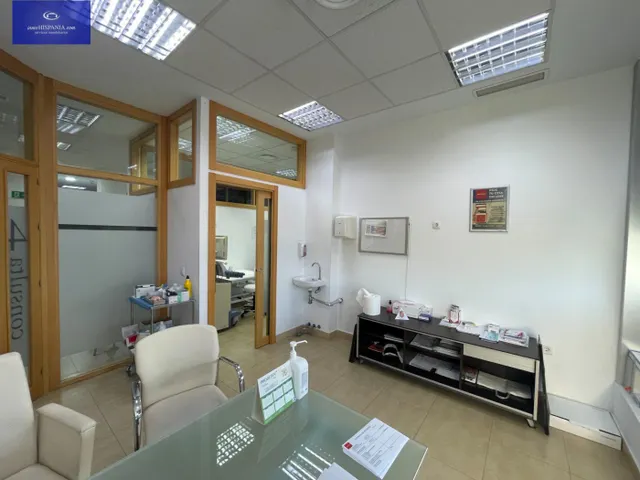 Se alquila local ideal para centro de salud. — 20