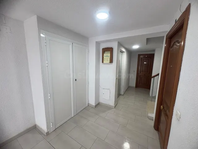 Piso con alta rentabilidad en Plaza del Jazmín – Barrio de F - foto 3