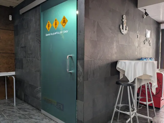 Local comercial 111m² en venta - Villananitos — 13
