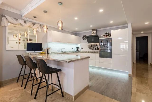 Apartamento 2 habitaciones 126m² en venta - Costa del Sol - foto 4