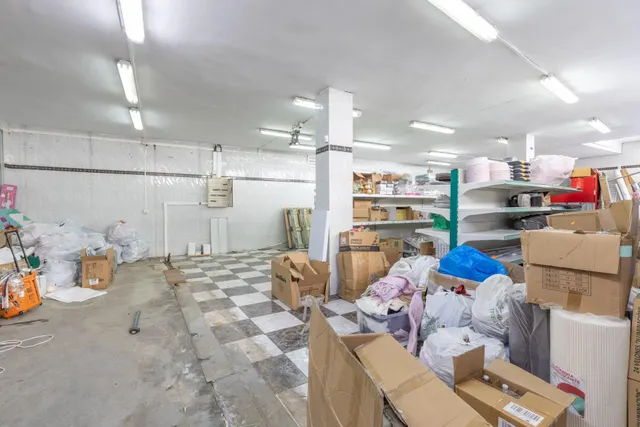 Local comercial 198m² en venta - Barriada primero de mayo — 7