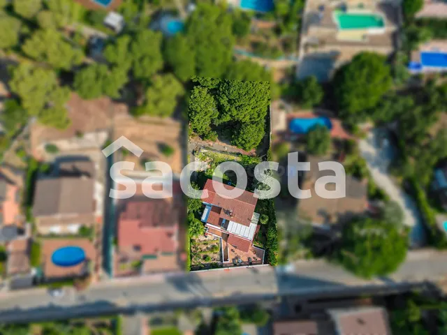Casa con vistas al mar y licencia turística en Roca Grossa - - foto 3