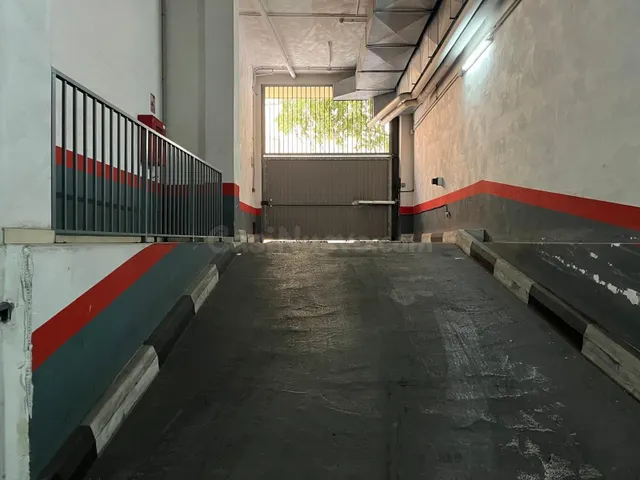 Parking 12m² en venta - Este - foto 4