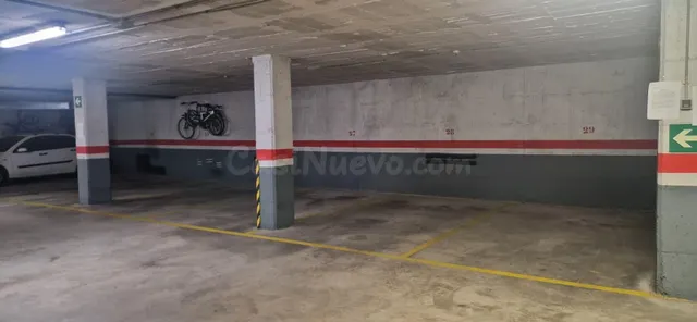 Oportunidad de Inversión: Plaza de Parking en el Centro de R - foto 2