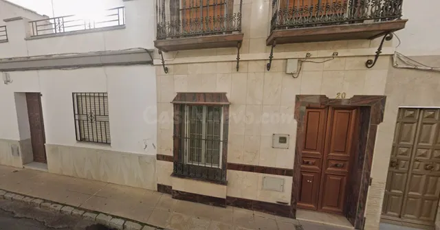 Venta casa en La Puebla del Río (Sevilla) — 2