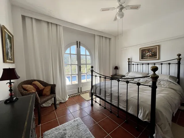 Chalet 3 habitaciones 222m² en venta - Istan pueblo — 35