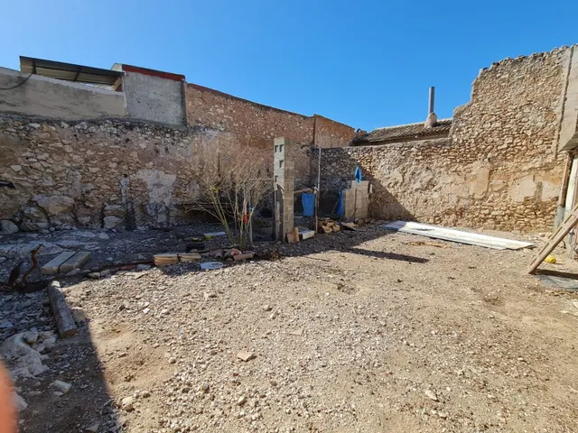 Terreno disponible en Pinoso para proyecto único — 16