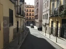 VIVIENDA EN VENTA CALLE TORRECILLA DEL LEAL 22 - foto 2
