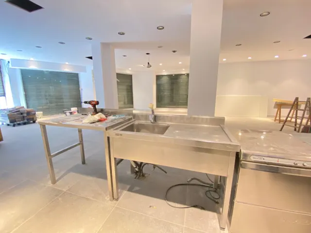 Local comercial de 200m, ideal panadería cafetería. - foto 5