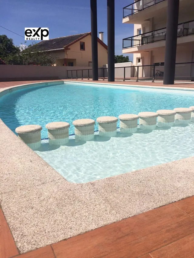 Exclusivo ático con licencia turística, piscina, garaje y trastero en Barreiros — 7