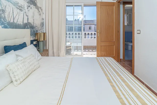 Adosado de 3 dormitorios 2 baños en Orihuela Costa ¡Tu hogar ideal en Las Chismosas! ✨ — 30
