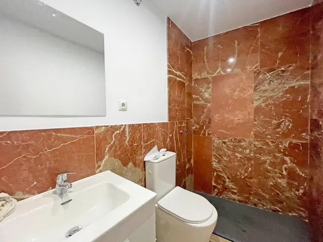 Local Comercial en Venta en Sant Pere — 9