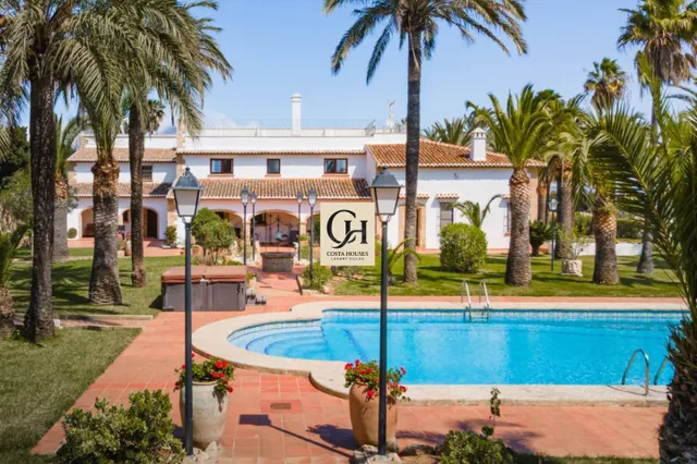 ·· INMOBILIARIA EXPERTA en PROPIEDADES EXCLUSIVAS Javea [amp