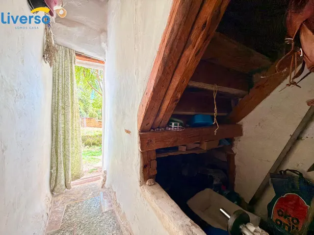 Casa de pueblo con parcela de 866 m2, jardín y buhardilla con encanto en la Ribera del Duero — 20