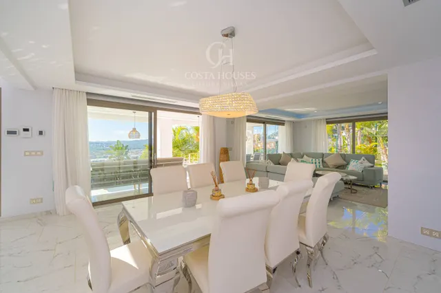 Villa lumar · panoramica sobre la bahia y el montgo en la corona javea — 6