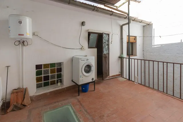 CASA EN CULLAR VEGA — 32