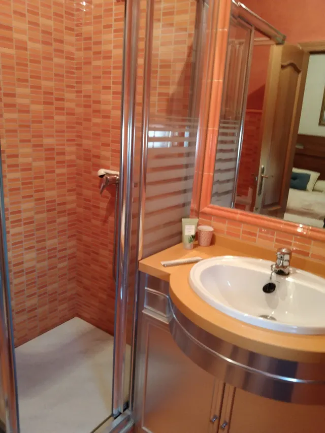 SE VENDE MAGNIFICA CASA EN ZONA NORTE — 12