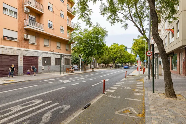 Piso de 3 dormitorios con garaje incluido en el Infante, Murcia — 20
