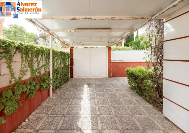 CHALET EN EL BARRIO DE MONACHIL — 7