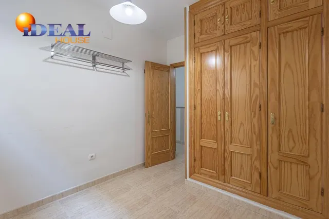 Piso en venta en Santa Fe con garaje y terraza. — 6