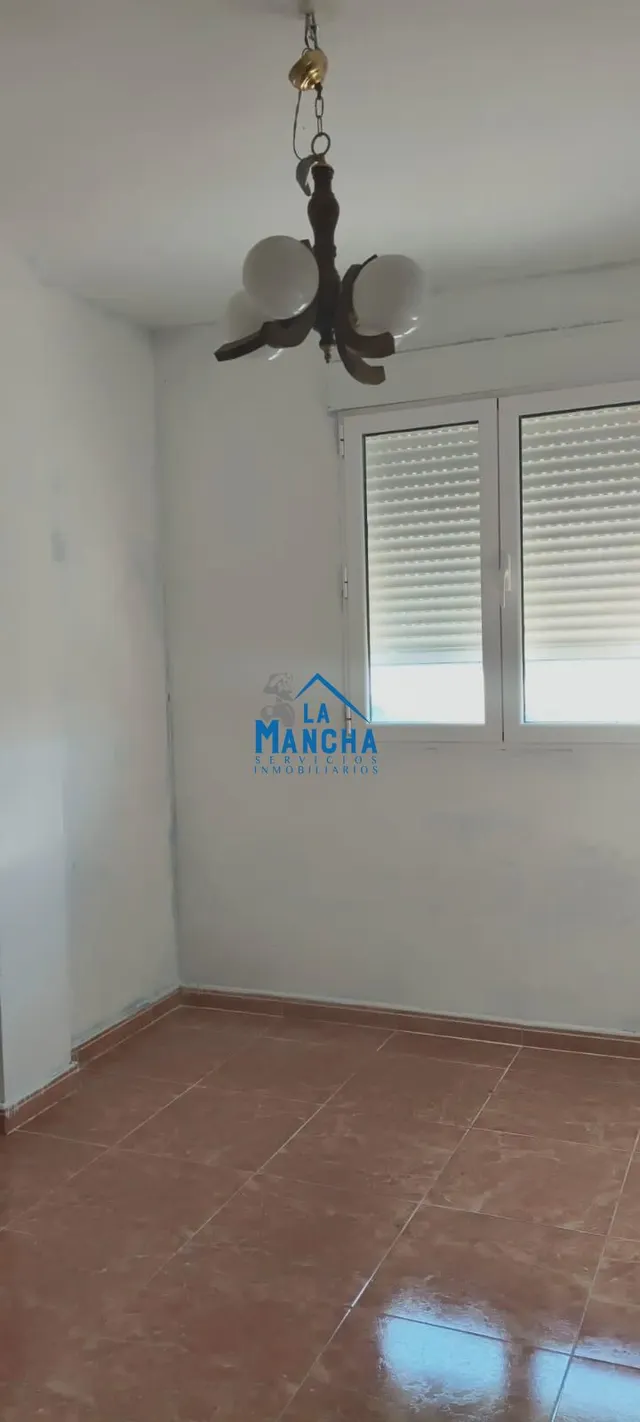 *95.000€* INMOBILIARIA LA MANCHA VENDE ADOSADO EN CASAS DE JUAN NUÑEZ-ALBACETE — 6