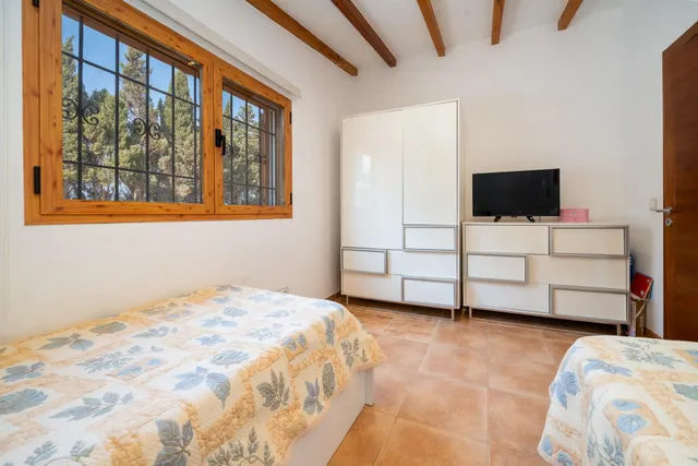 ESPECTACULAR FINCA RÚSTICA CON MOLINO EN MURO — 22