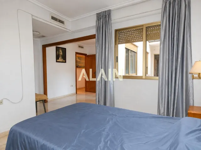 PISO EN VENTA EN LA ZONA DEL ENSANCHE EN VALENCIA CON DOS TERRAZAS Y GARAJE OPCIONAL. — 22
