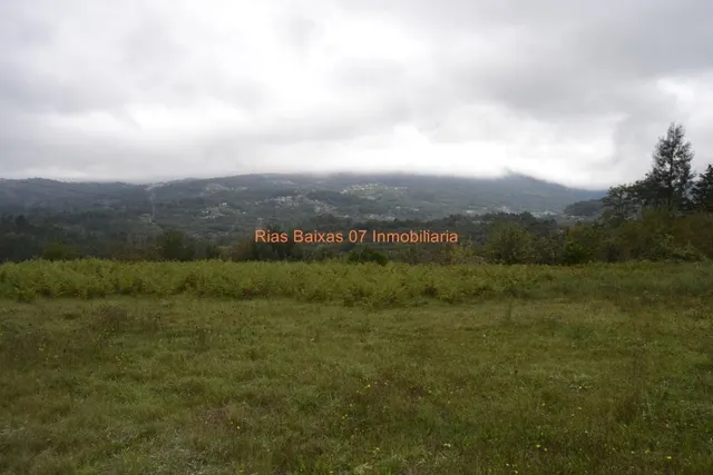 REF 2775 TRES CASAS PARA REHABILITAR CON 5588m2 TERRENO (MONDARIZ) — 24
