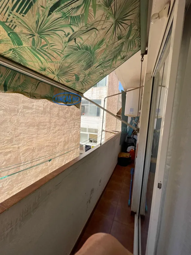 Vivienda situada en el barrio de Altozano, muy próxima a la  - foto 4