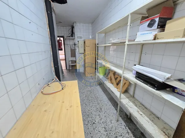 Cafetería con excelente ubicación — 26