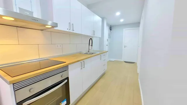 habitación  en piso en el centro de Alicante — 10